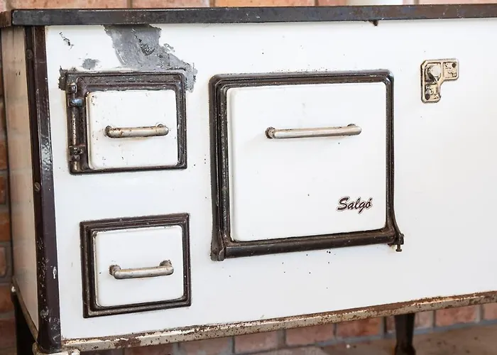 Geszthouse-tulipanos Vendeghaz شقة