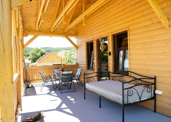 Geszthouse-tulipanos Vendeghaz شقة *