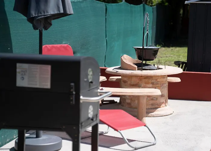 Geszthouse-tulipanos Vendeghaz Borsodgeszt